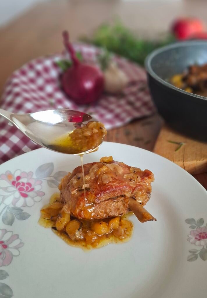 Sughetto sul cosciotto di capretto