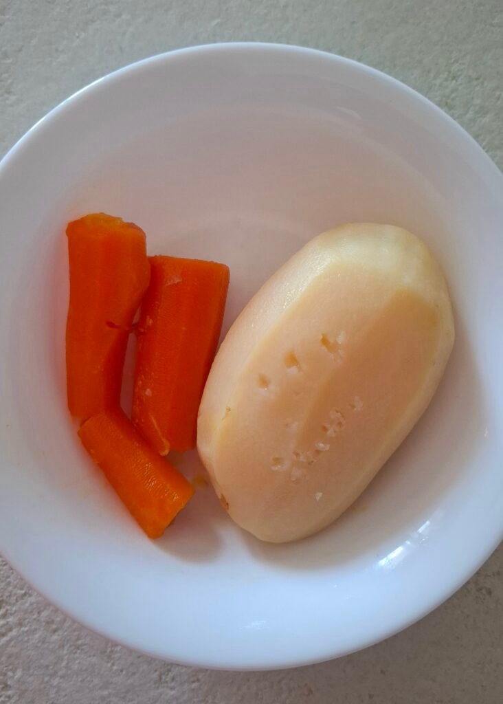 Carota e patata bollita fredda e scolata