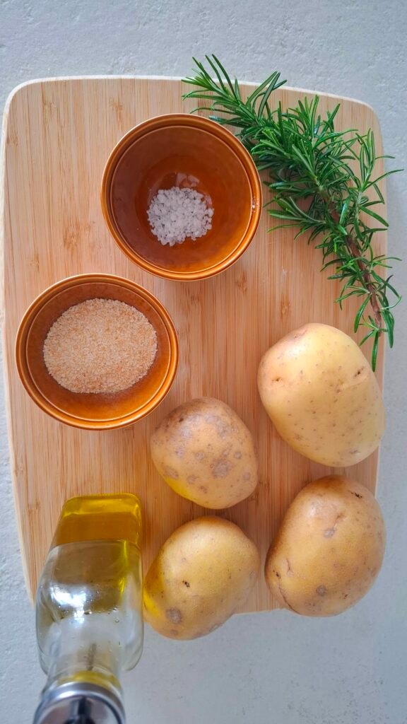 Ingredienti patate al forno croccanti