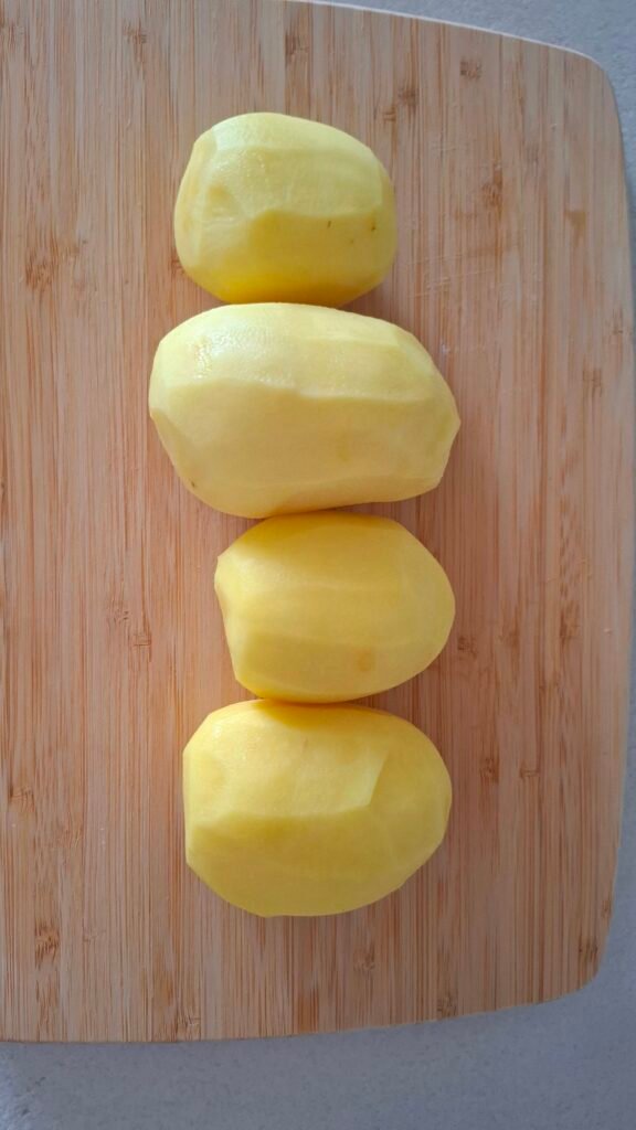 Patate sbucciate