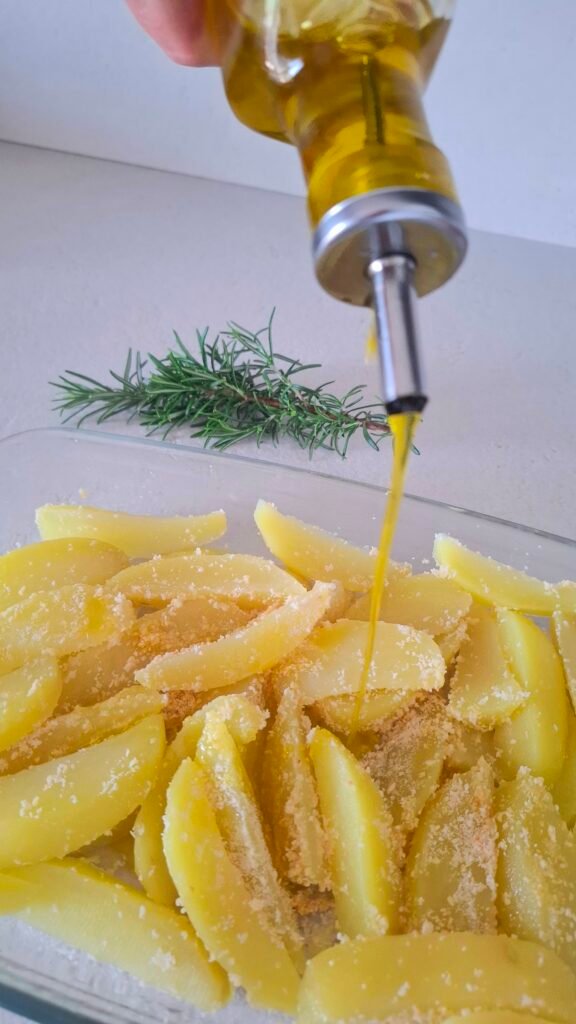Olio versato su patate