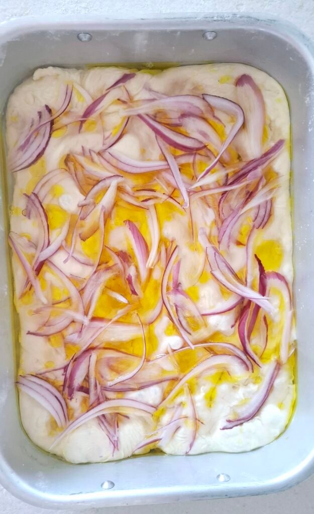 Emulsione ben distribuita su focaccia