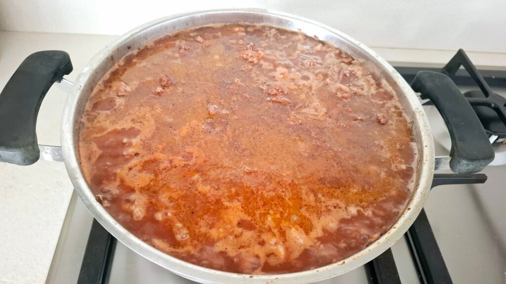 Ragù a sobbollire con spezie 